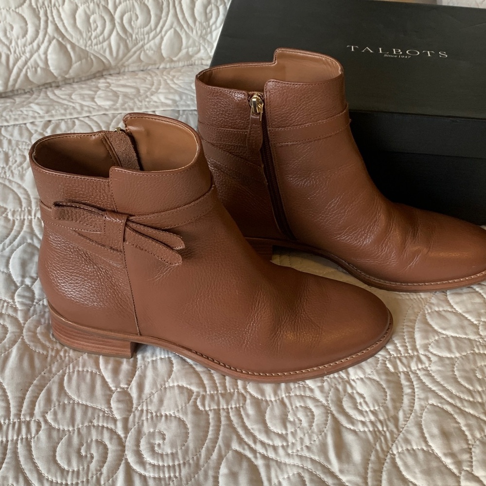Talbots pebbled leather ankle booties size 8.5 - Picture 4 of 15